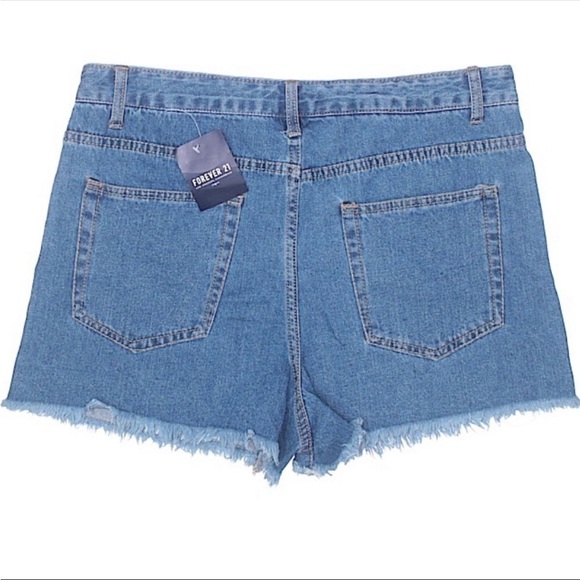 Forever 21 Blue denim Size 30 fringed hem shorts New With Tag NWT - Picture 8 of 12